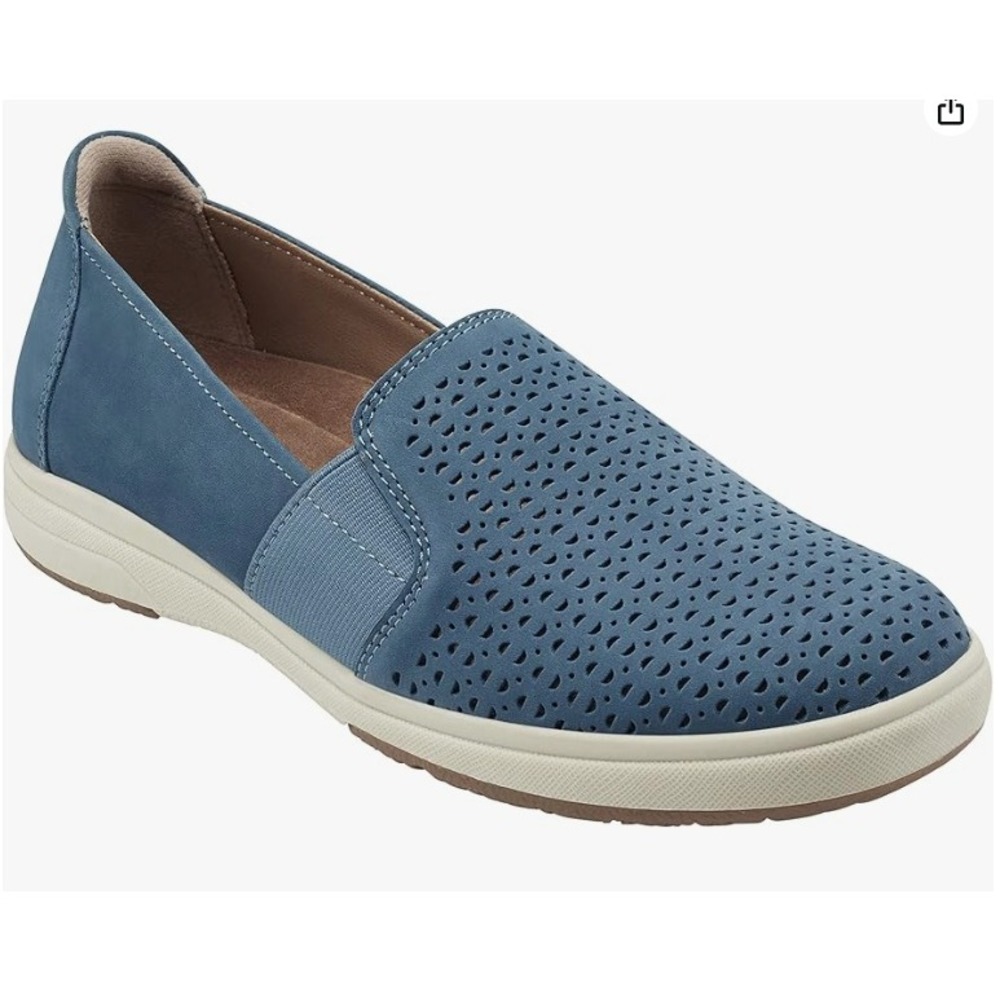 Earth Origins Elin Blue Perforated Leather Slip‎ On Loafers Sneakers Women's 11M